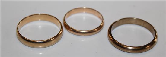 2 x 14ct bands and an 8ct band